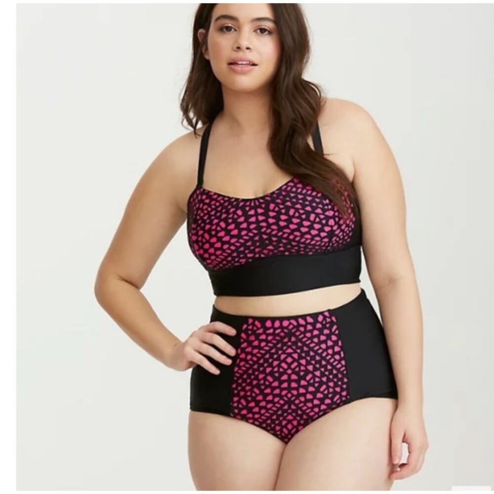 Torrid Laser Cut Caged Bikini Swim Top Size 3X